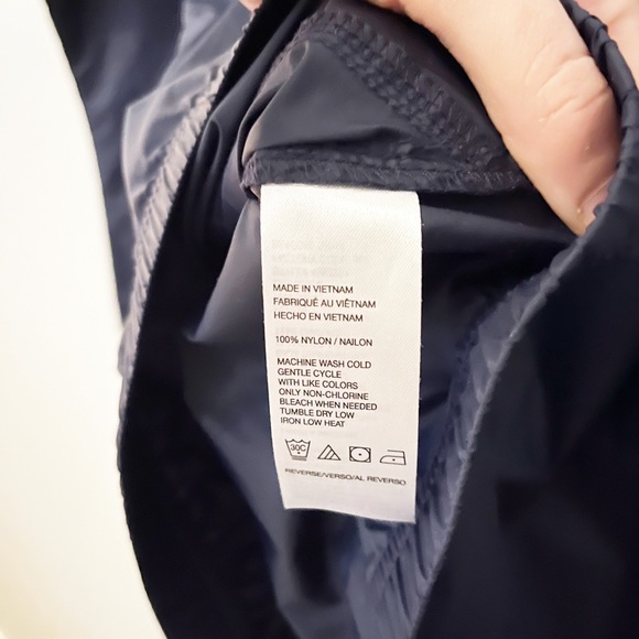 IZOD Mens Golf Water Proof 1/4 Zip - Picture 6 of 6